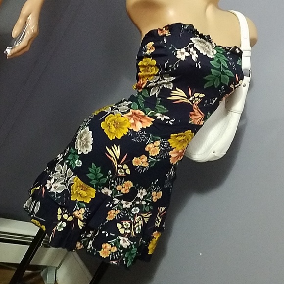 IMPORTED Strapless Tie Up Back Spring 2019 Dress - Picture 2 of 8